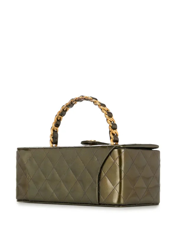 CHANEL Pre-Owned 1995 CC diamond-quilted Vanity Bag | Green | FARFETCH | Farfetch Global