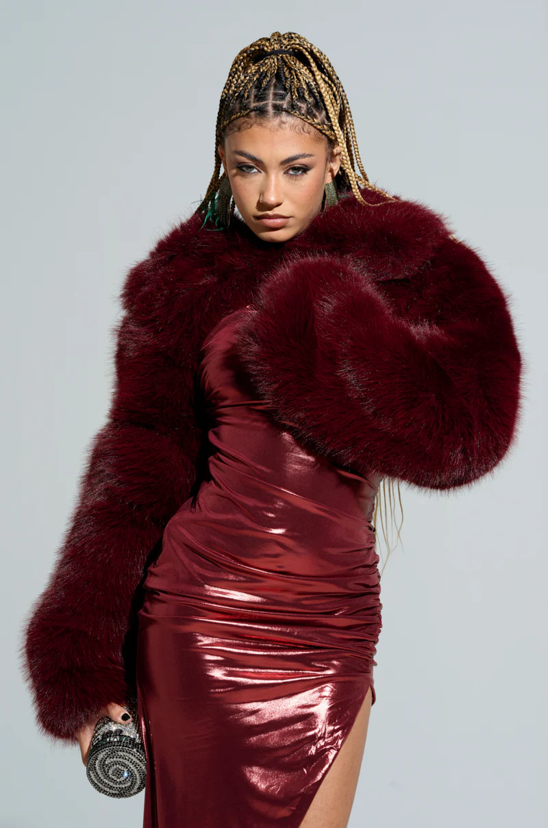 LEILA ULTRA CROP FAUX FUR IN BURGUNDY | AKIRA
