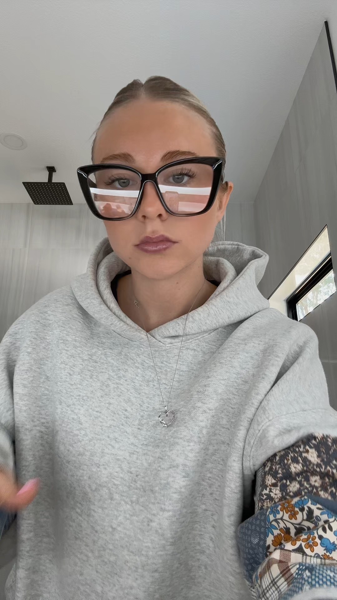 Cutest oversized hoodie and blue light glasses !! #comfy #hoodie #bluelightglasses