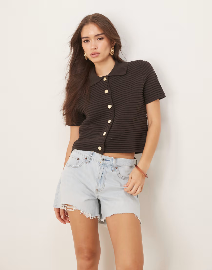 ASOS DESIGN short sleeve stitch cardigan with shell buttons in chocolate-Brown | ASOS (Global)