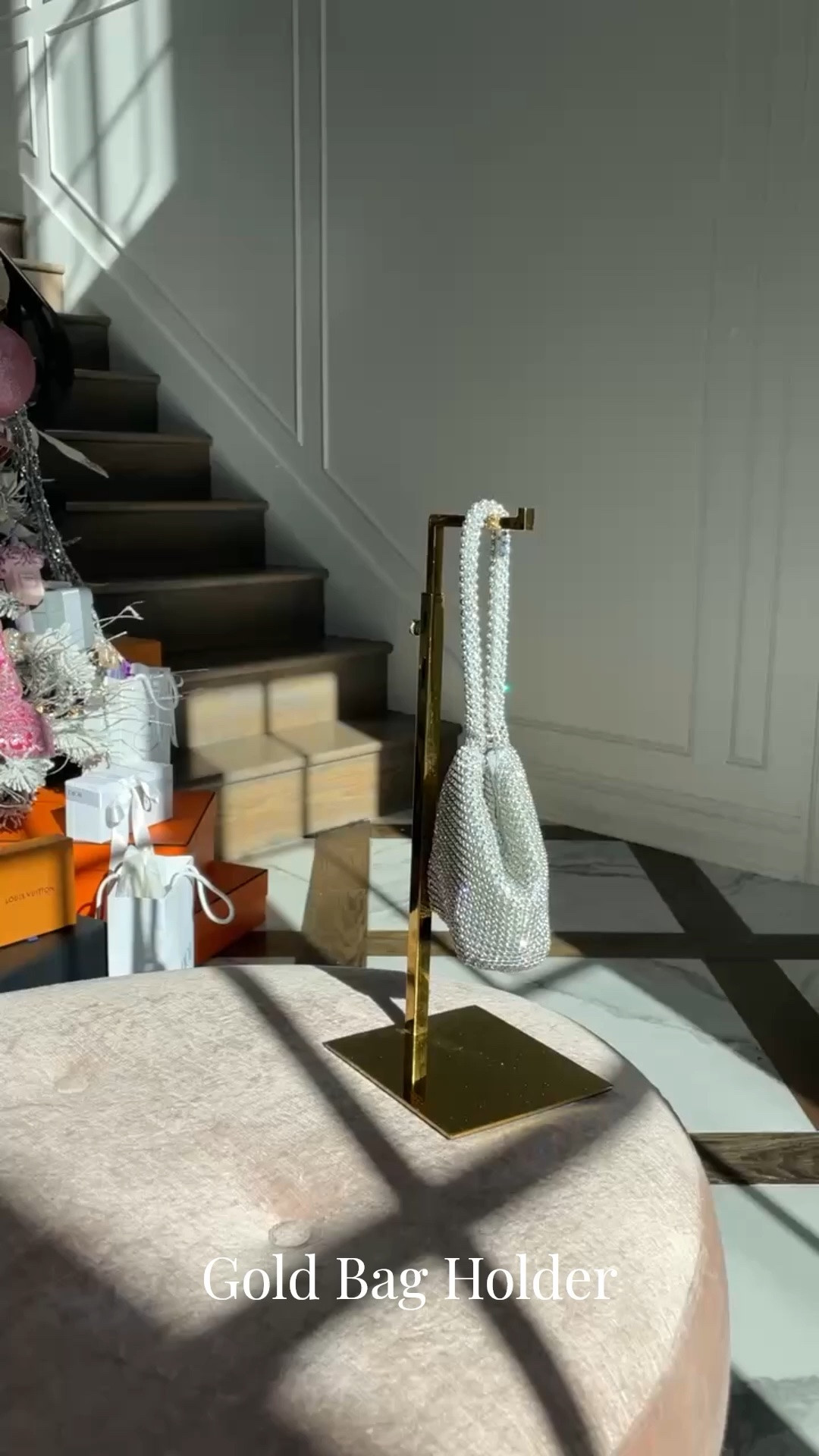 Gold bag holder! A great way to showcase and organize your bag collection! 

Amazon finds, Home finds, Amazon home, Bag holder, Gold Bag accessories, Emily Ann Gemma

#LTKHome