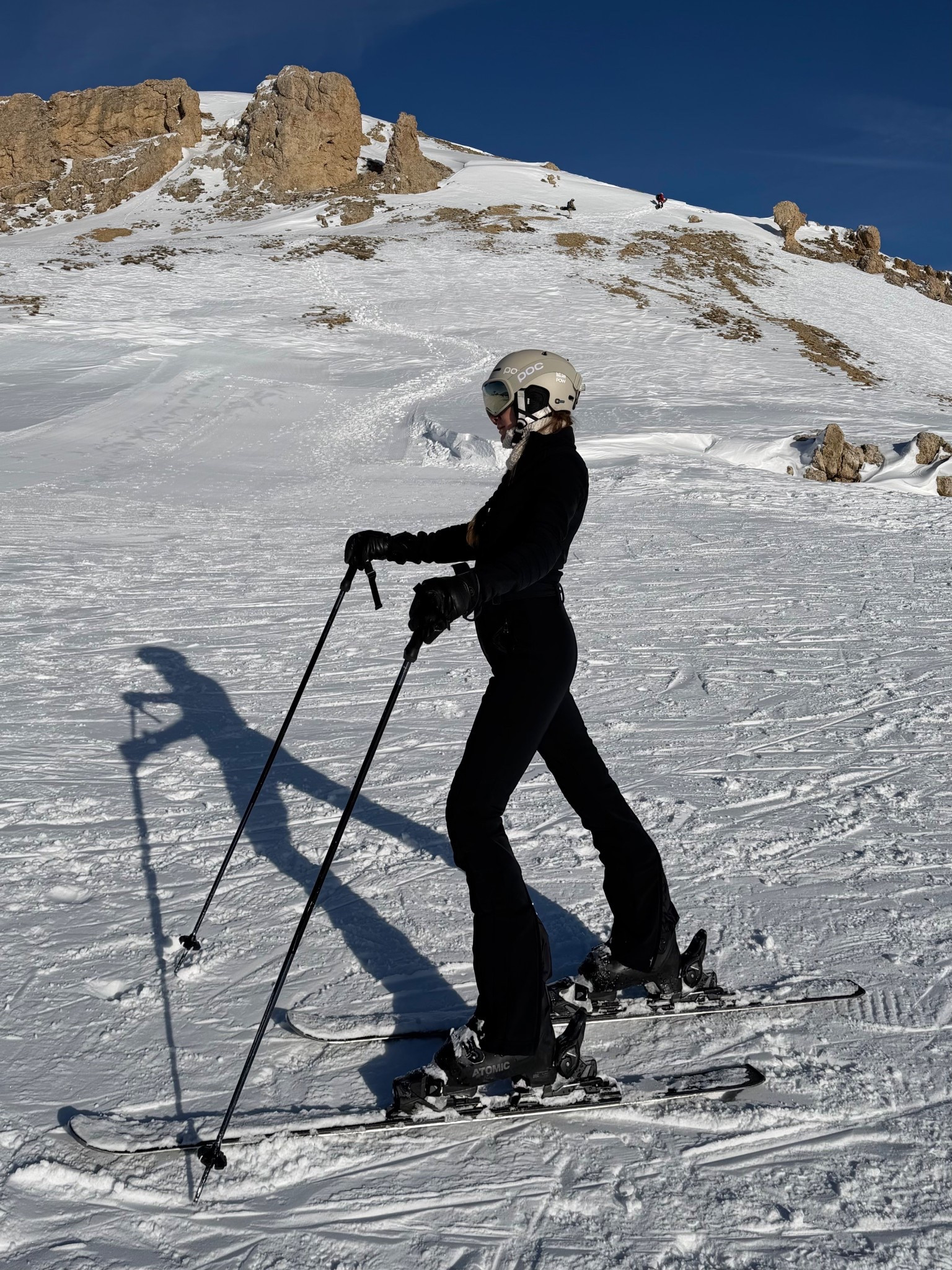 Snow suit! ❄️
- White Under Layer Bodysuit 
- Black Bogner Ski Suit 
- Black Bogner Gloves 
- POC Helmet and Glasses 

#LTKdayinmylife #LTKActive #LTKTravel