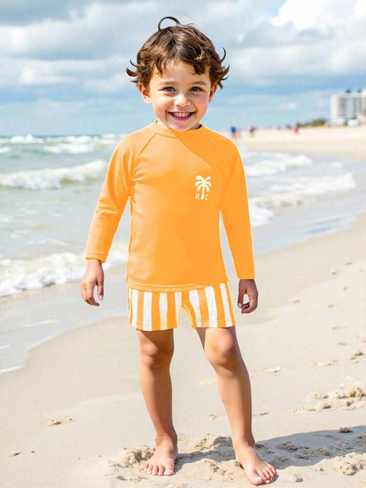 SHEIN Set De 2 Piezas De Ropa De Baño Casual De Moda Para Niños, Bóxer De Baño A Rayas + Top De Color Liso, Adecuado Para Nadar, Playa Y Vacaciones | SHEIN