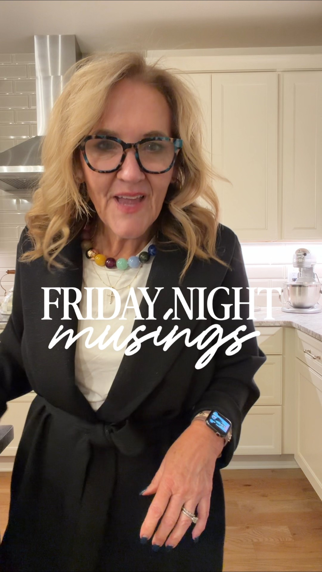 Extra 30% off Air essential shimmer jacket & pants size medium top medium petite bottom. Pages also come in a barrel shape 
White tee medium very relaxed and lightweight 
25% off Allie & Bess code NANETTE25

#LTKTravel #LTKSaleAlert #LTKOver40