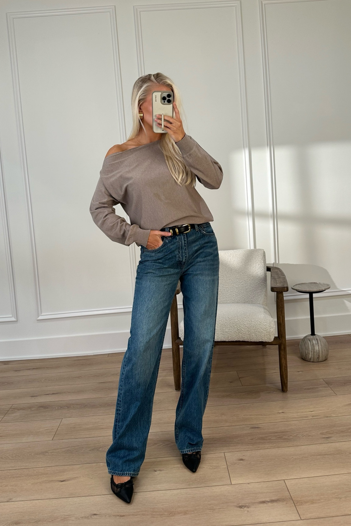 Aritzia Try-on! Small in shirt, size 27 in jeans. Denim shade: 5 Yrs Kiss N Tell Bl, shoes are true to size - linking similar. 

#kathleenpost #fallfashion 

#LTKStyleTip #LTKSeasonal #LTKShoeCrush