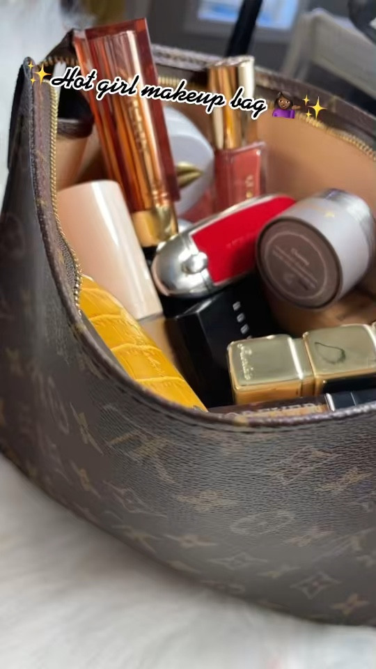 ✨Little Luxuries make me happier✨
#luxurymakeup #guerlainbeauty #dior #guccibeauty #meritbeauty #bobbibrown

#LTKItBag #LTKBeauty