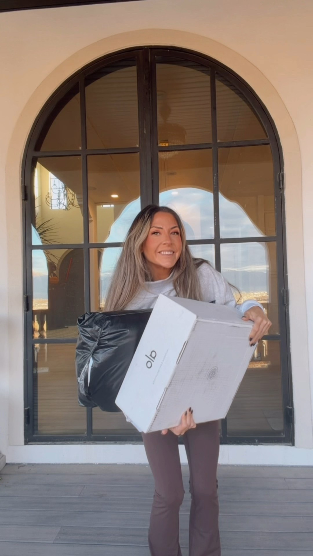 Hi my name is Anna and I have no self control-So here is what I got from @aloyoga and today everything is 30% off!!! Ruuun

#LTKCyberWeek #LTKHoliday #LTKActive