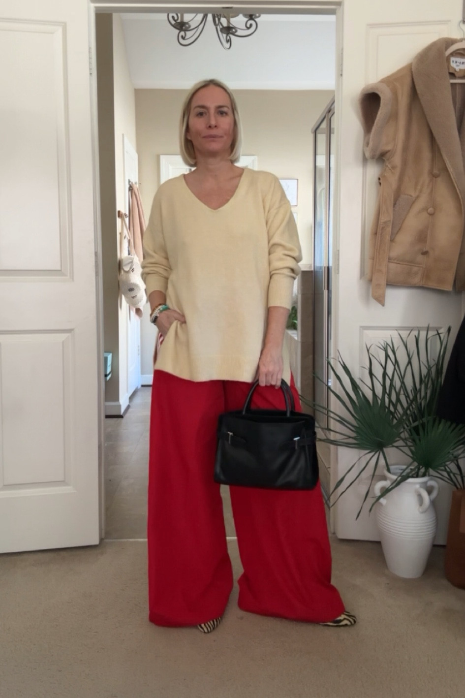 🧈 ❤️

#LTKOver40 #LTKStyleTip #LTKSeasonal