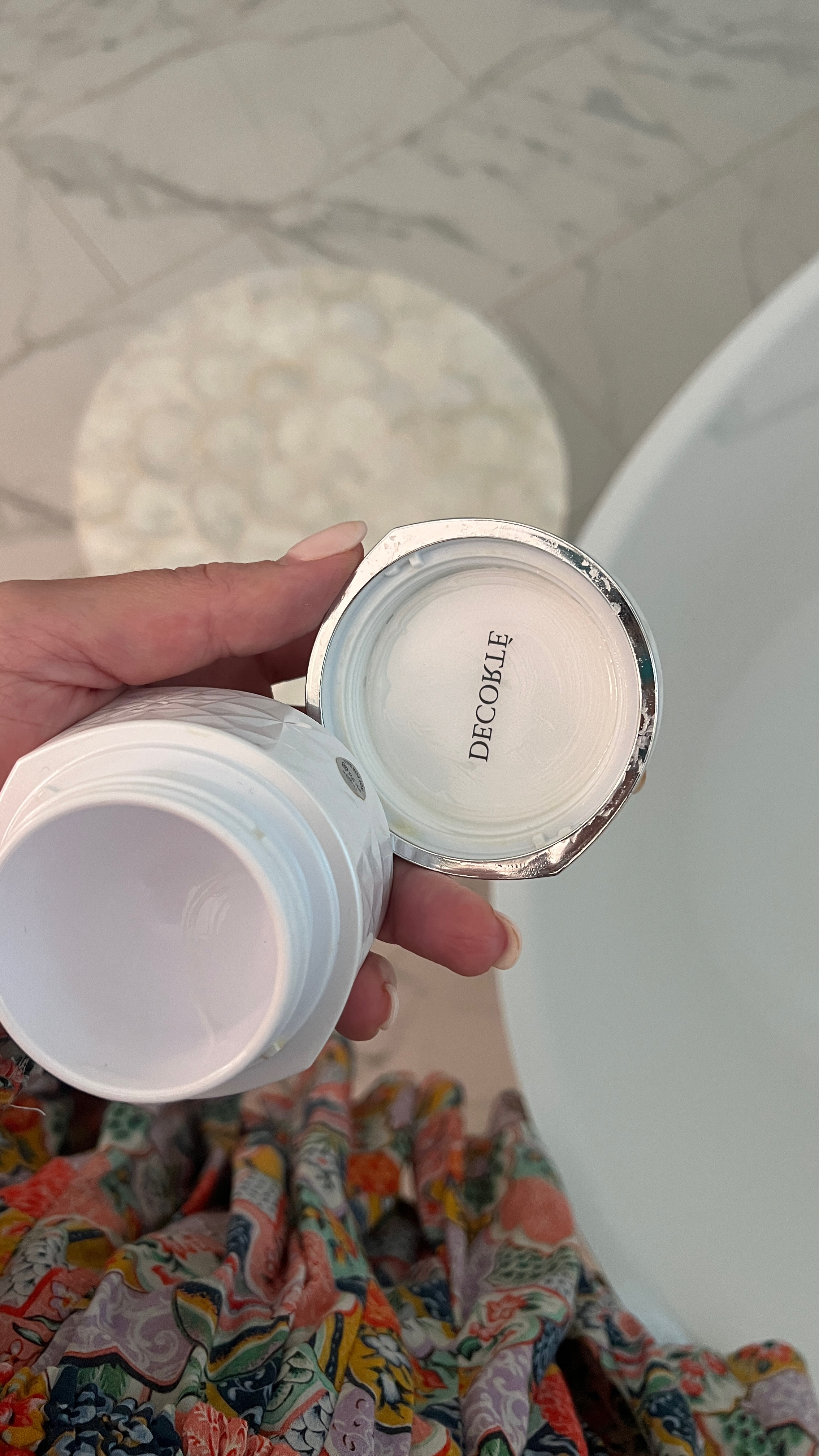 EMPTY : sad this luxurious cream is empty

#LTKBeauty