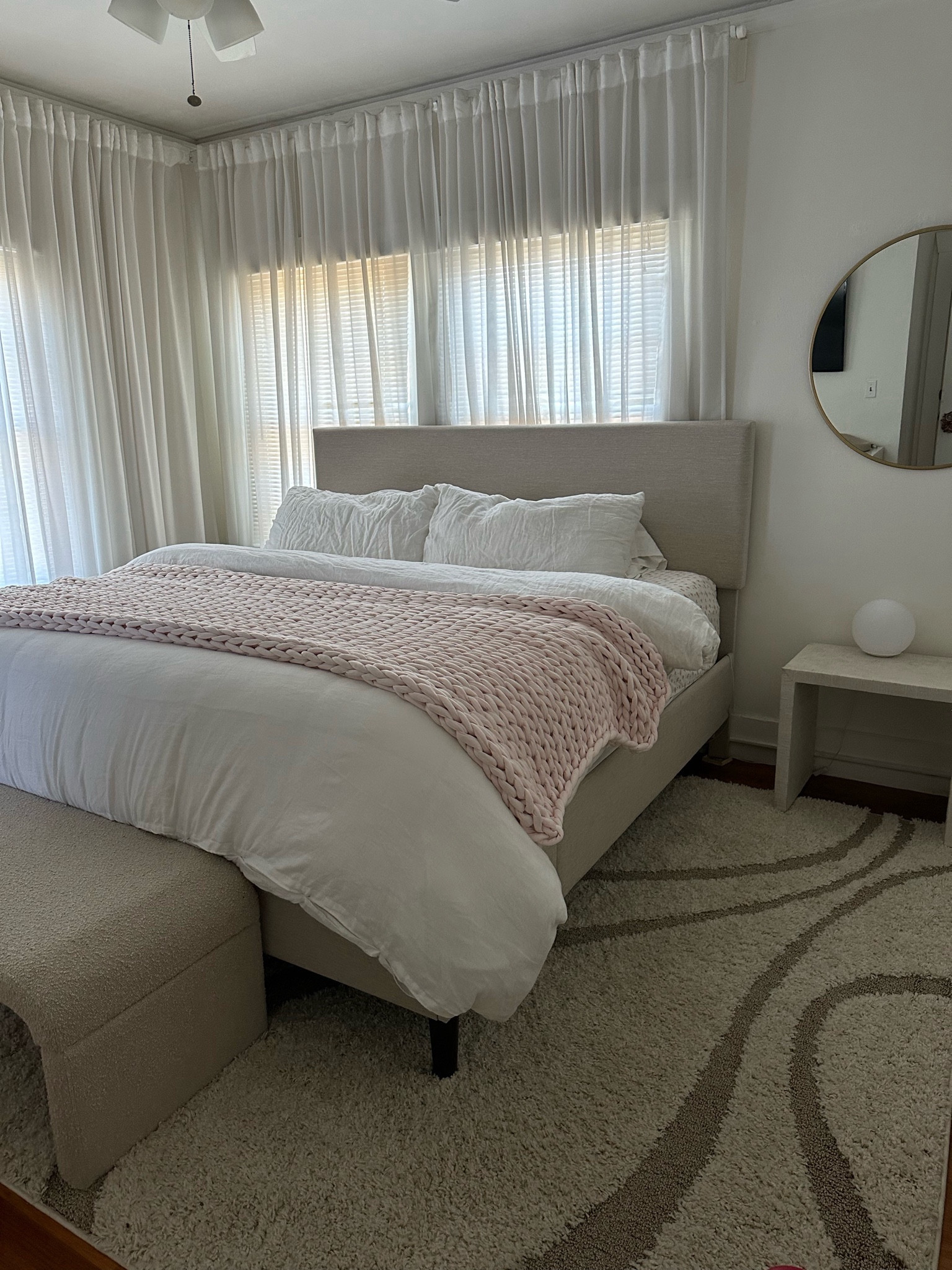 New bedroom rug! 

#LTKhome