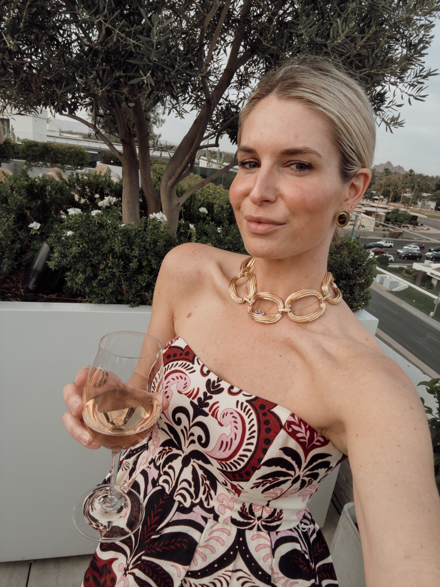 Date night top ❤️ it has a matching belt too!

#LTKSeasonal #LTKTravel #LTKootd