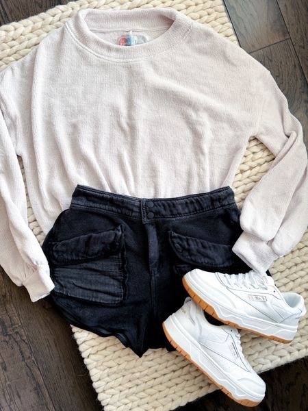 Bringing this outfit to San Diego — this pullover is so soft & perfect to thrown on for a day at the beach 

XS pullover 
S shorts 

Casual Summer Outfit - Timko Shorts - Reebok - Spring Outfit - Women’s Outfit - Free People 

#LTKshoecrush #LTKtravel #LTKstyletip