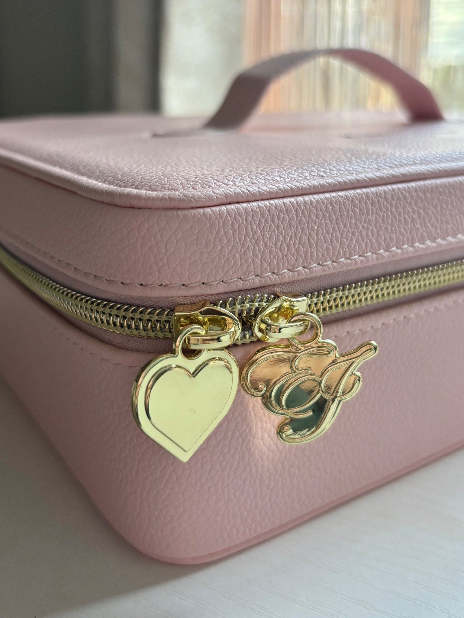 amazing for at home or on-the-go, i dont get ready without my Emi Jay vanity case for storing my favorite hair care and accessories ✨🎀🪽

#LTKdayinmylife #LTKmorningroutine #LTKgrwm