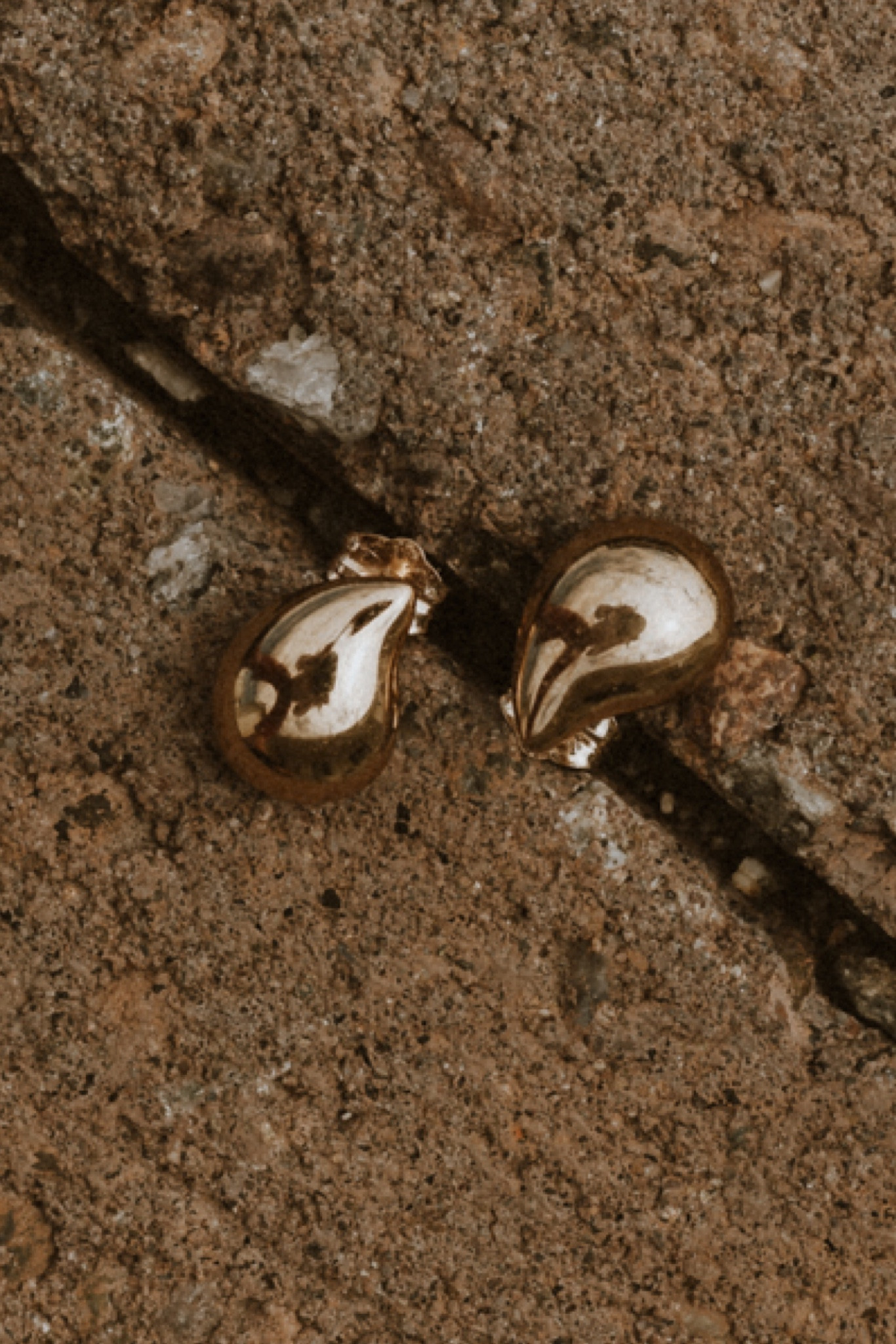 If the mob wife aesthetic is truly in than a pair of gorgeous statement earrings is an absolute must on Valentines Day. I curated a list of favorites including the tea shaped 14k solid gold studs that I own. For the special occasion I would go for chandelier style as well - they will serve you forever and will be your signature piece for any event. Natural stones like diamonds and emeralds are fantastic investment and will become your family heirlooms but if you prefer to have many options I love how lab grown sapphires and cubic zirconia look in real life (super sparkly!). 

#LTKGiftGuide 

#LTKsalealert #LTKstyletip