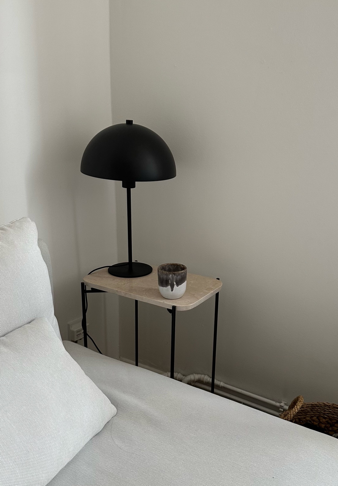 Der exakte Tisch ist von Zara Home, die Tasse von OnoMao 🤍 

#LTKhome