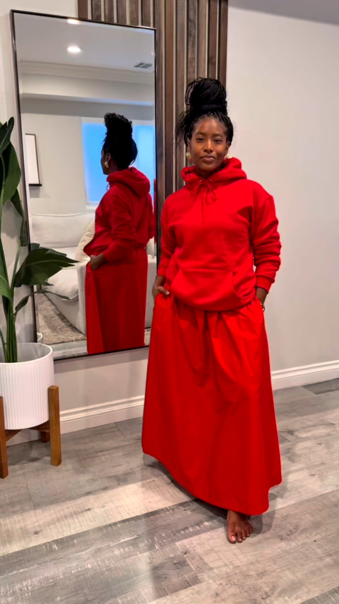 Red does the body good 😍