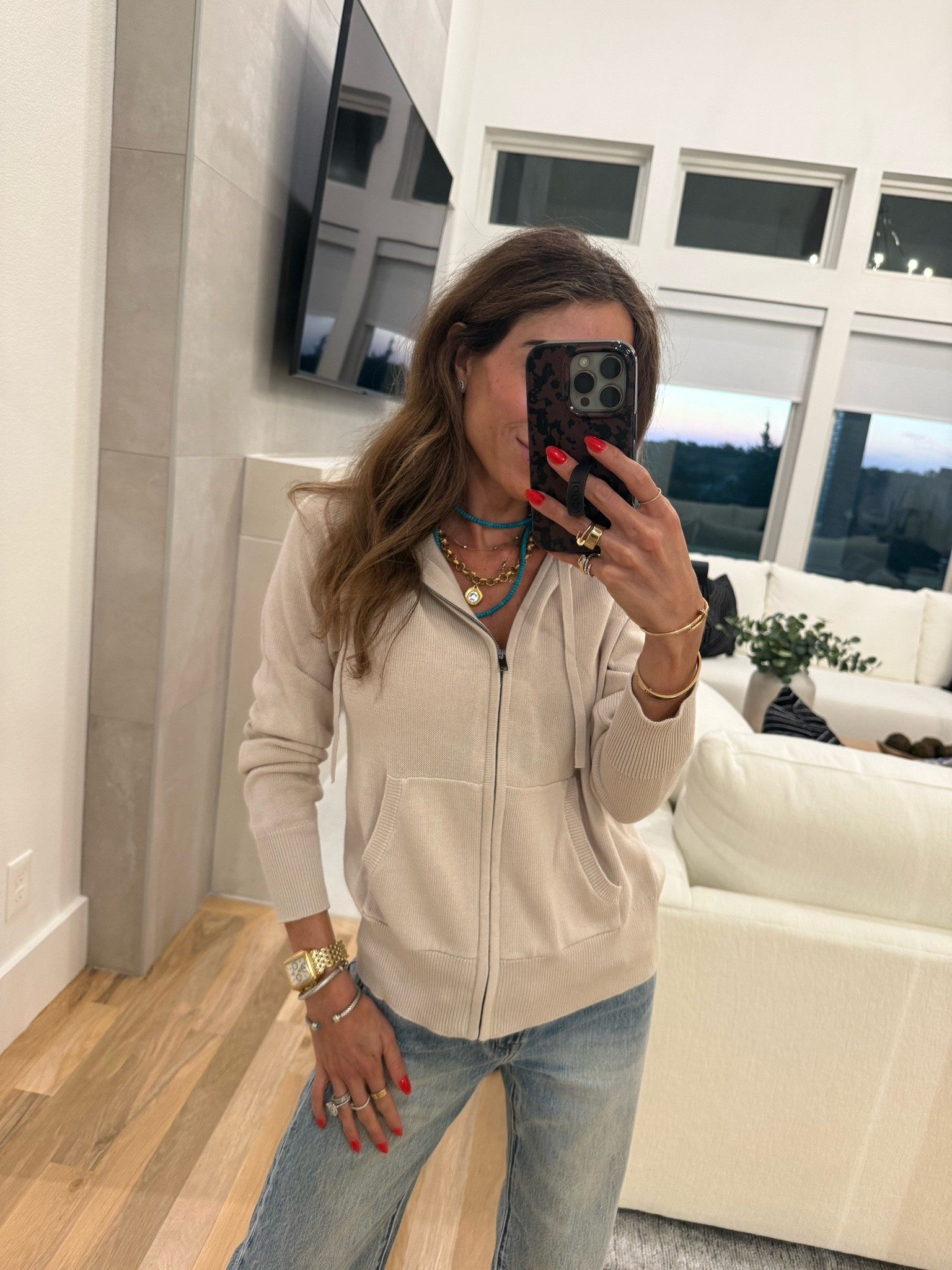 Living this sweater hoodie! Great for everyday or travel. Also comes in more colors. Wearing size xs