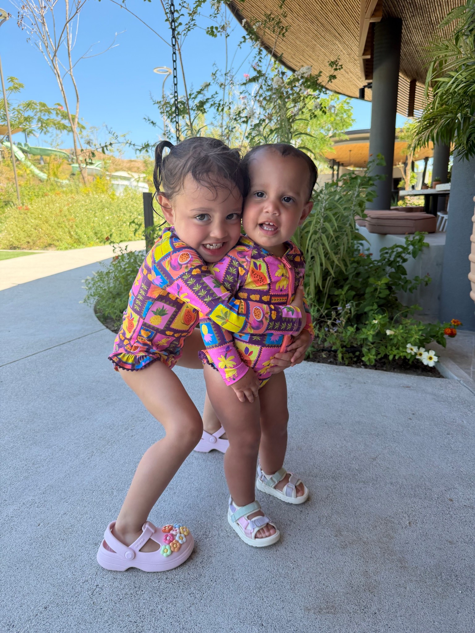 Navy in 3T and Haven in 18mo!