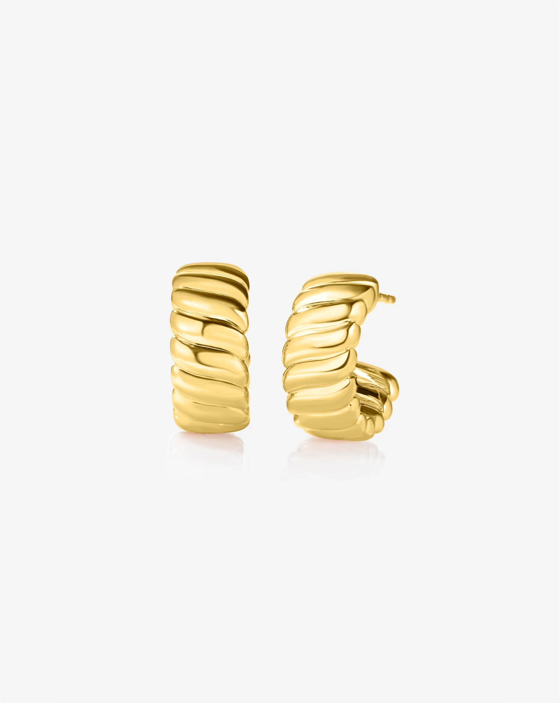 Wavy Gold Huggies | Ring Concierge