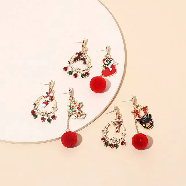 Vonluxe Asymmetrical Christmas Pom Pom Drop Earring | YesStyle | YesStyle Global