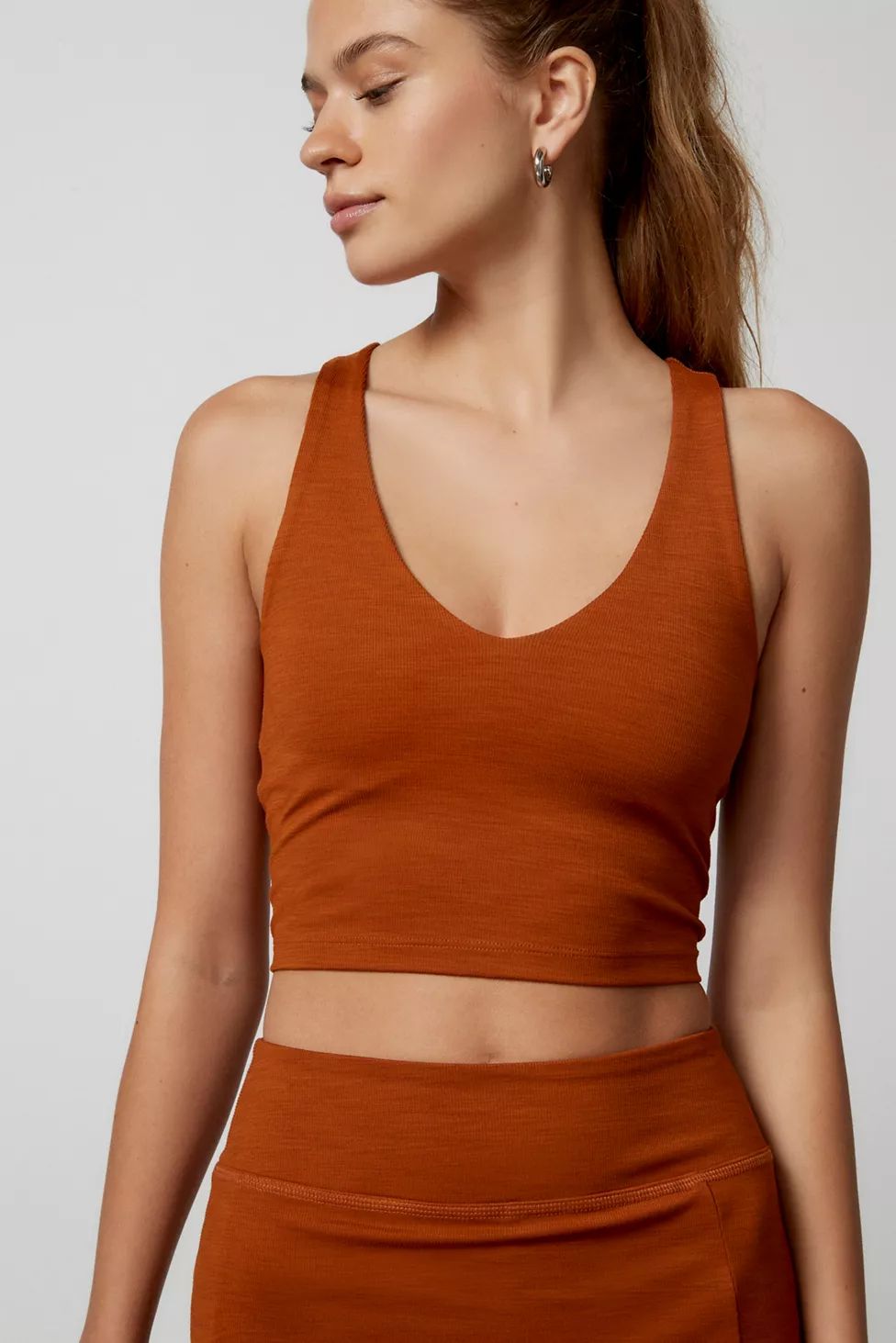 Beyond Yoga Heathered Cropped Tank Top | Urban Outfitters (US and RoW)