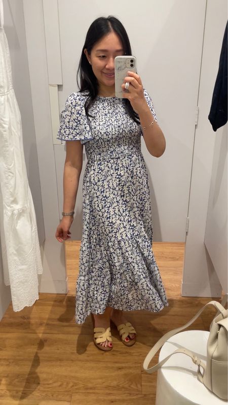 My favorite dress which I have in 3 colors/prints. Depending on the print I have the dress in either size XS or size S. I took this blue ans white floral print in size S. My full review is on the blog. https://www.whatjesswore.com/2022/07/favorite-midi-dress-petite-friendly-length.html

Lighter colors are sheer in direct/bright sunlight so I linked to the slip skirt I have in nude, white and black.

Petite friendly maxi dress



#LTKunder50 #LTKFind #LTKwedding