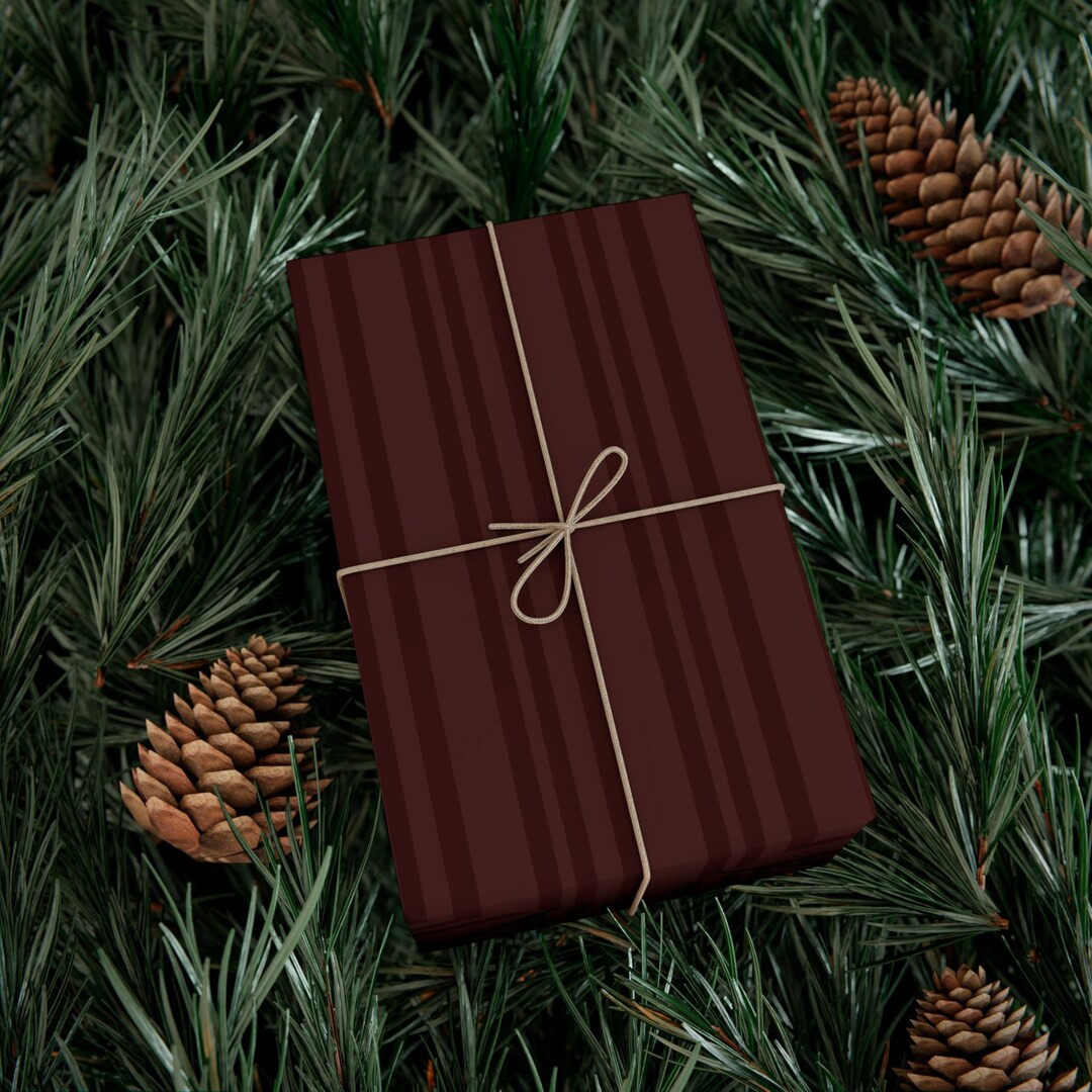 Papel de regalo elegante de color rojo oscuro para las fiestas, papel de regalo ecológico, perfe... | Etsy (US)
