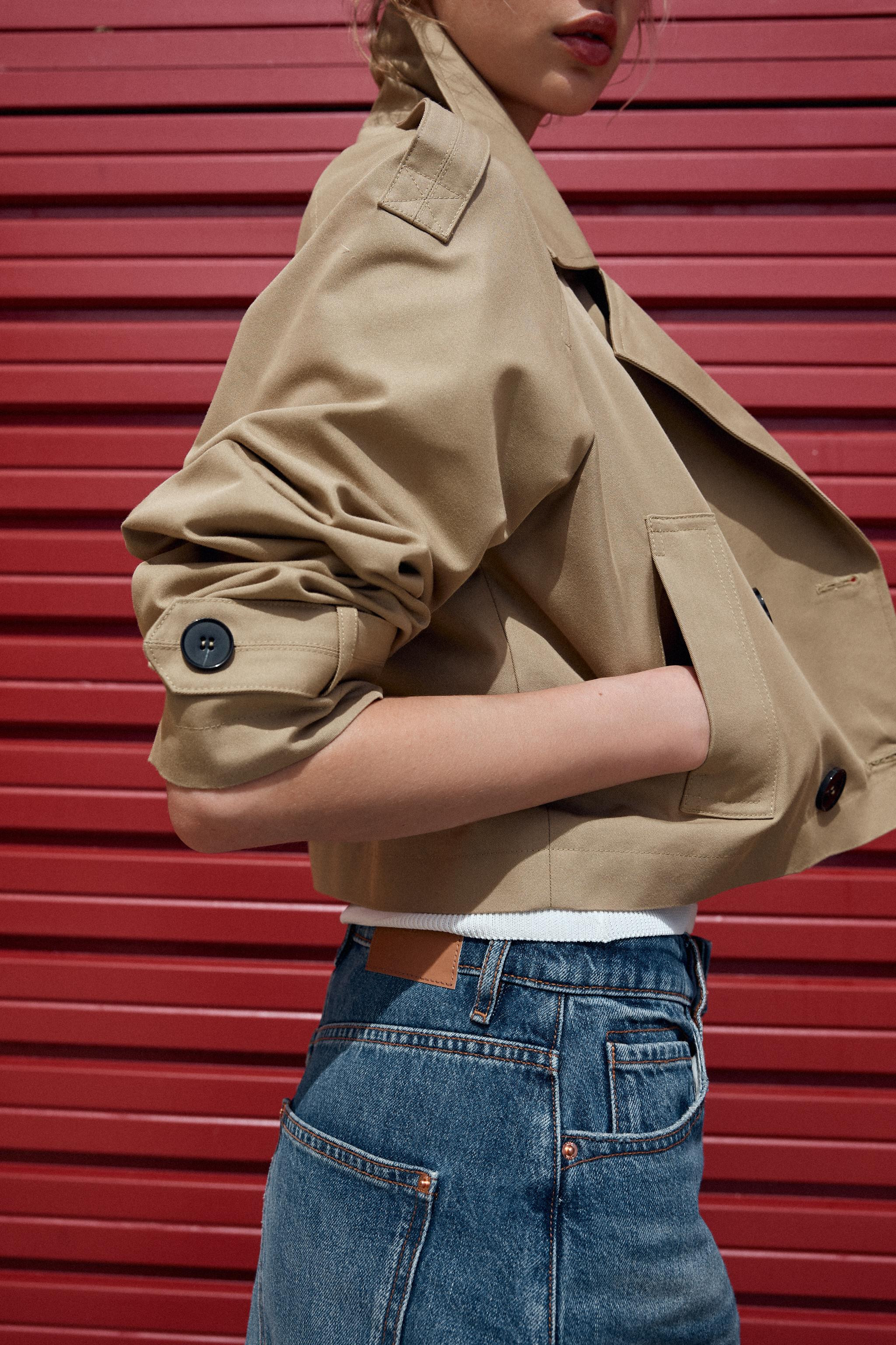 SHORT DOUBLE-BREASTED JACKET | Zara UK