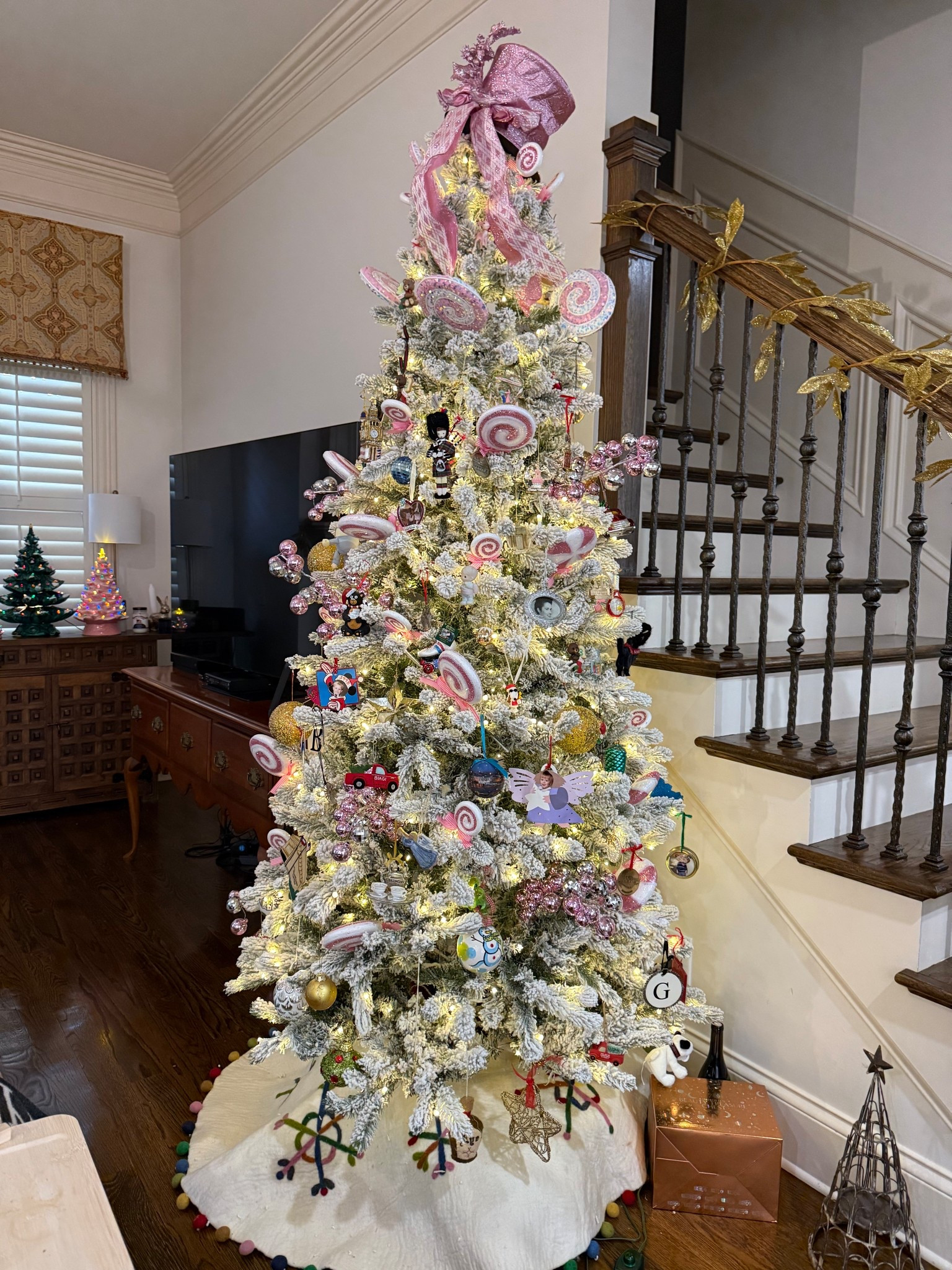 Flocked Pre-lit trees for Whimsical Decor!
The pink decor really shines against this flocked tree.
Colors will pop!

#LTKHome #LTKHoliday #LTKSeasonal