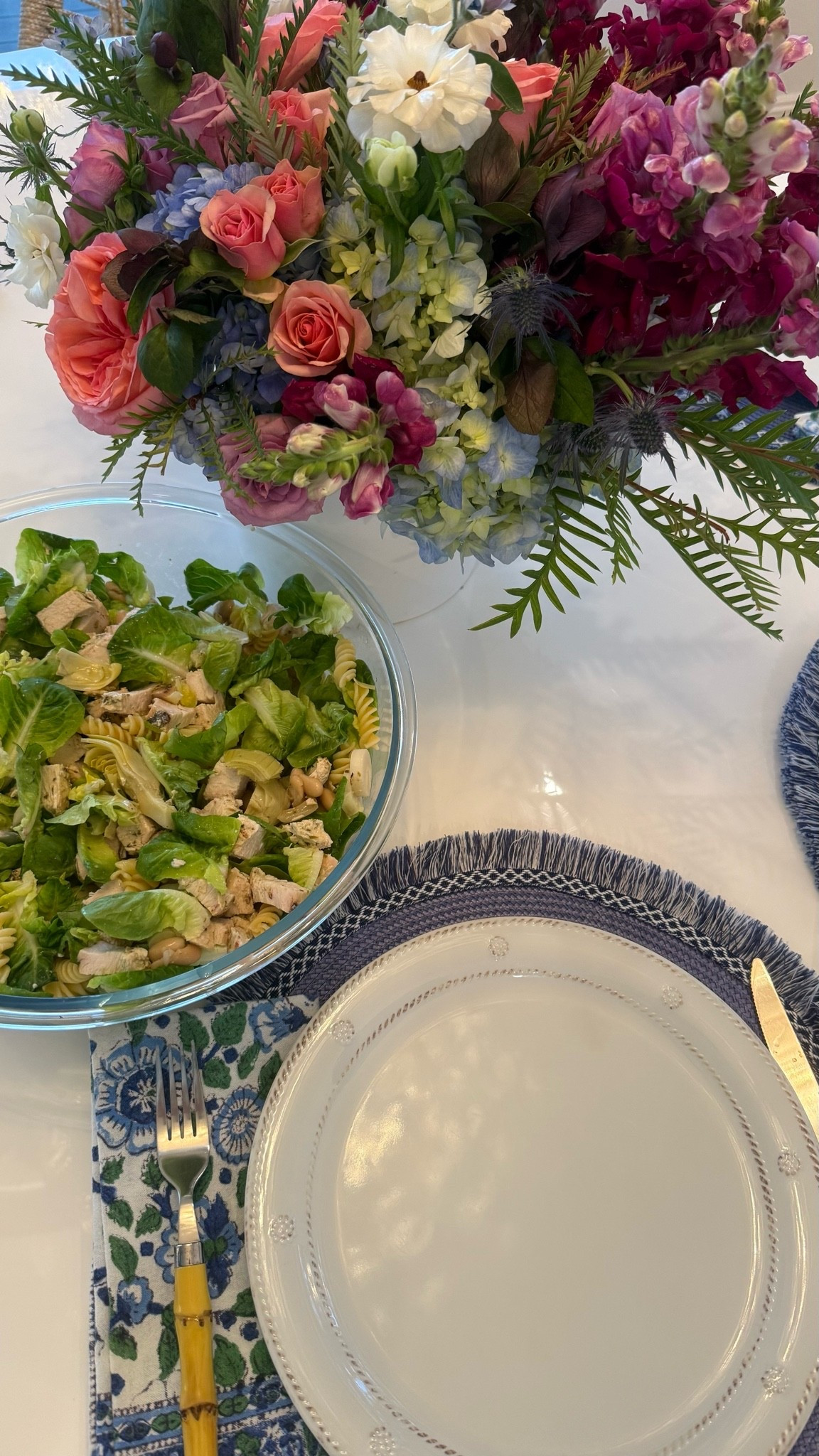 Summer supper at the lake with Juliska Barry and thread Melaine dinner plate, blue and white fringe placemat, blue and green French block, print napkin and bamboo flatware￼￼

#LTKdayinmylife #LTKSeasonal #LTKHome