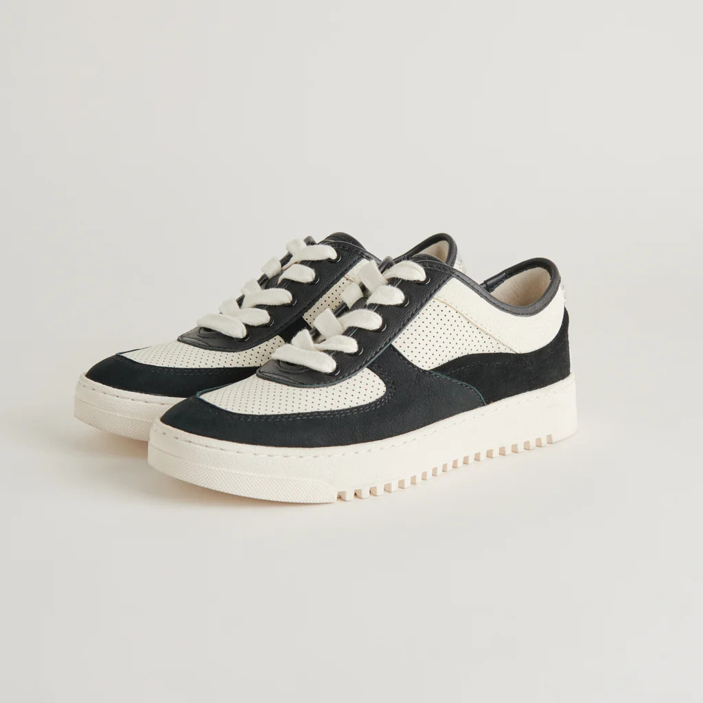 Cyril Sneakers | DolceVita.com