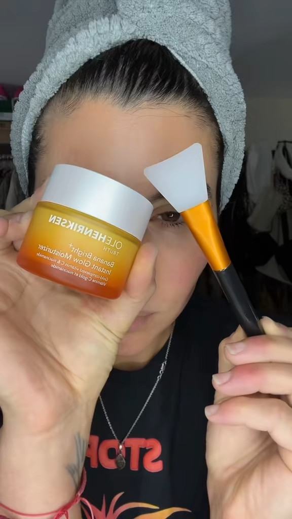 Glow goals unlocked! 🍌✨ The Ole Henriksen Banana Bright + Vitamin C Glow Moisturizer is my secret to radiant, hydrated skin. Shop it now on LTK and get your glow on! 🌟 #OleGlow #SkincareEssentials 

#LTKBeauty #LTKFindsUnder100 #LTKBeauty #LTKGiftGuide