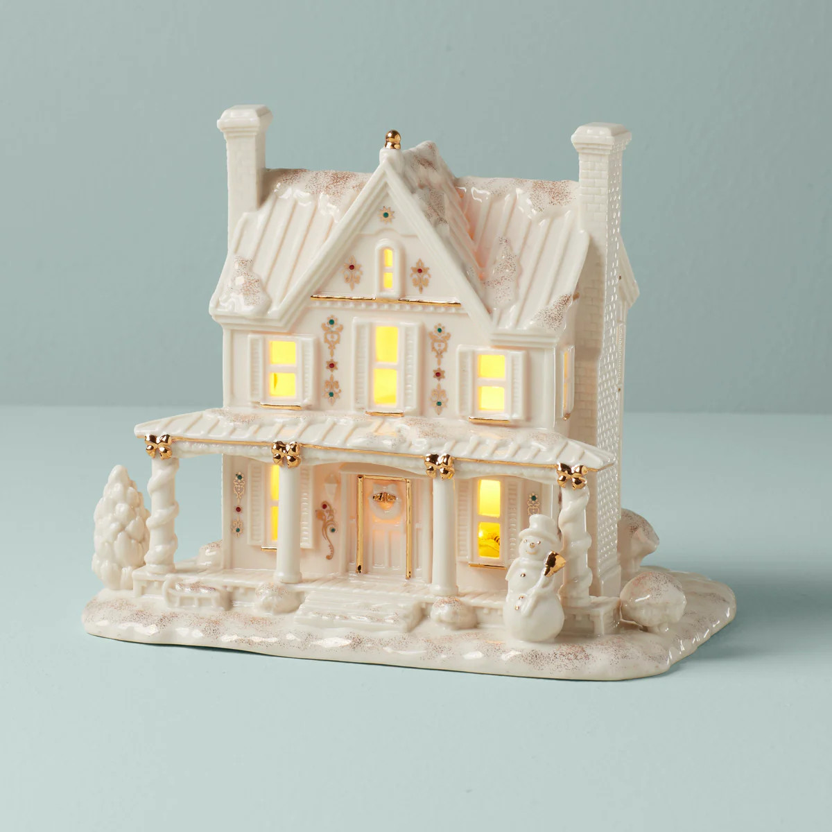 Mistletoe Park Lit Farmhouse Figurine | Lenox