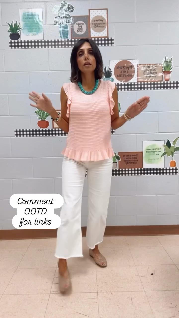 Amazon summer top size small 
Jcrew factory jeans size 25

#LTKootd #LTKOver40