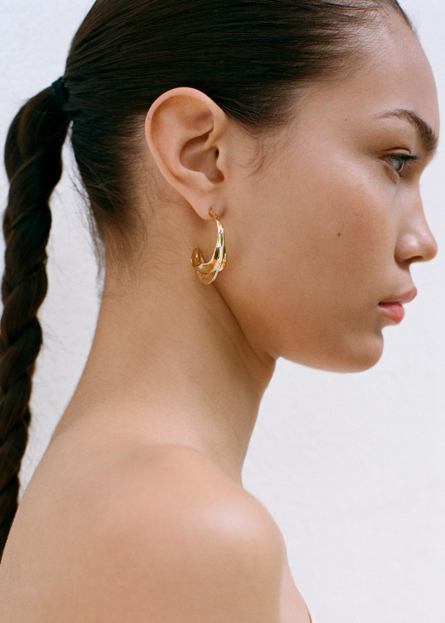 Embossed hoop earrings - Women | MANGO USA | Mango (US/MX/AU)