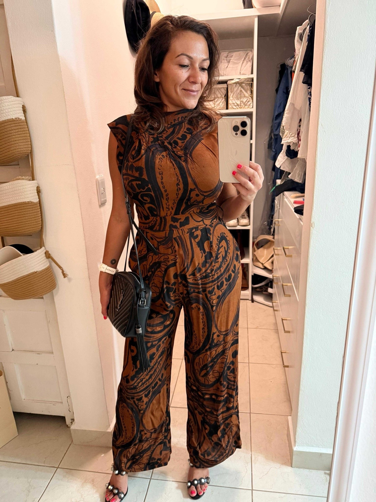 Just love the look of this jumpsuit, perfect for this year’s LTKCon.

#LTKCon #LTKootd #LTKOver40