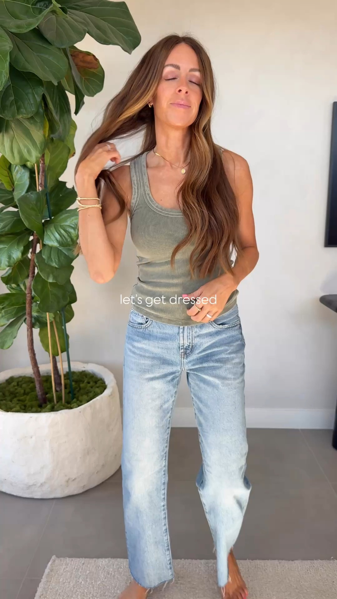 lets get dressed together in this adorable anthro tank🤩

Jeans are the “Bowie” color! I cut the hems so they fray.

Anthro tank, tank top, spring fashion, spring must haves, trendy fashion 

#LTKootd #LTKdayinmylife #LTKgrwm