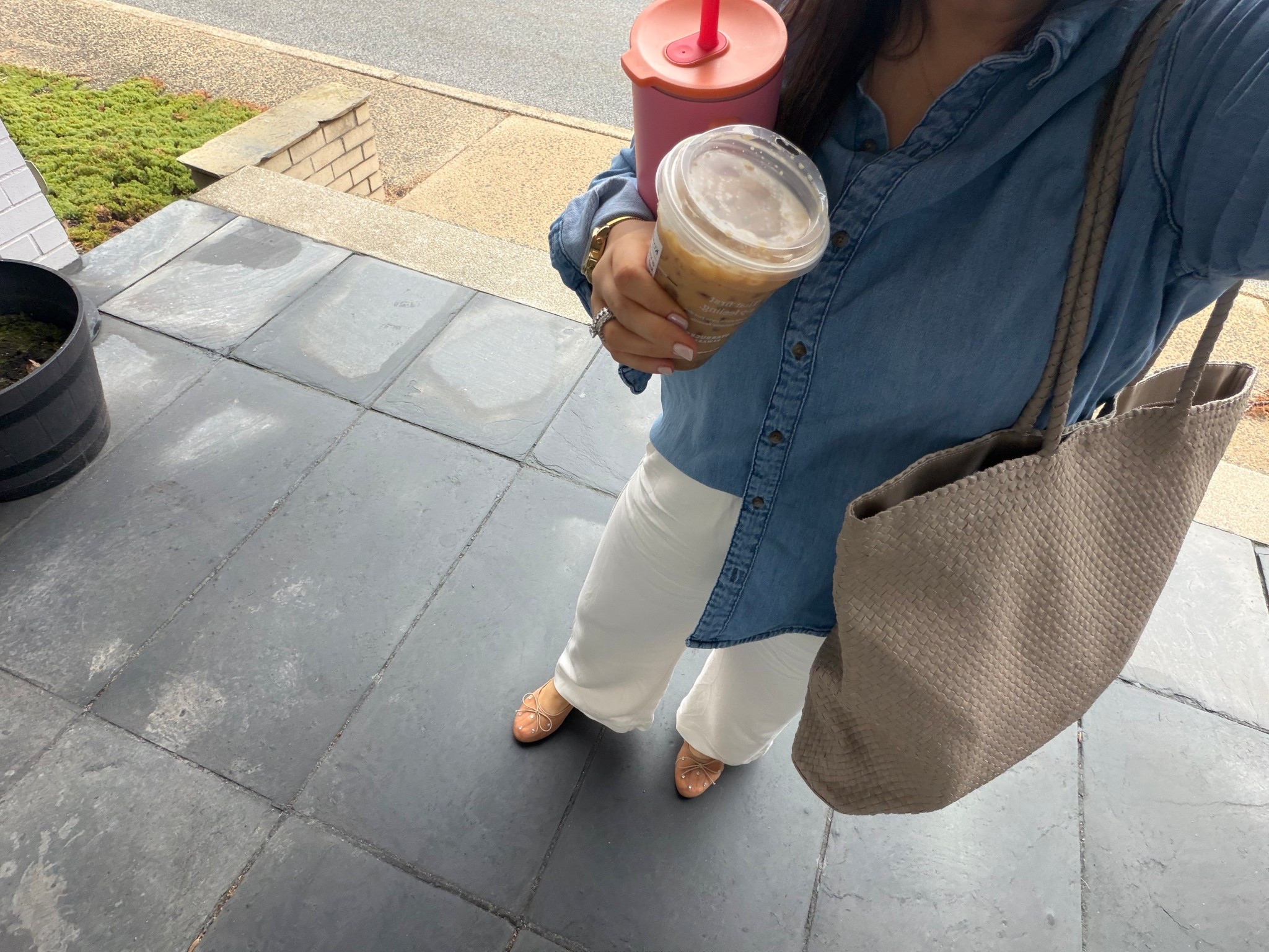 spring is springin!

fav tote bag ever 
and these target pants are a+



#LTKgrwm #LTKmomlife #LTKootd