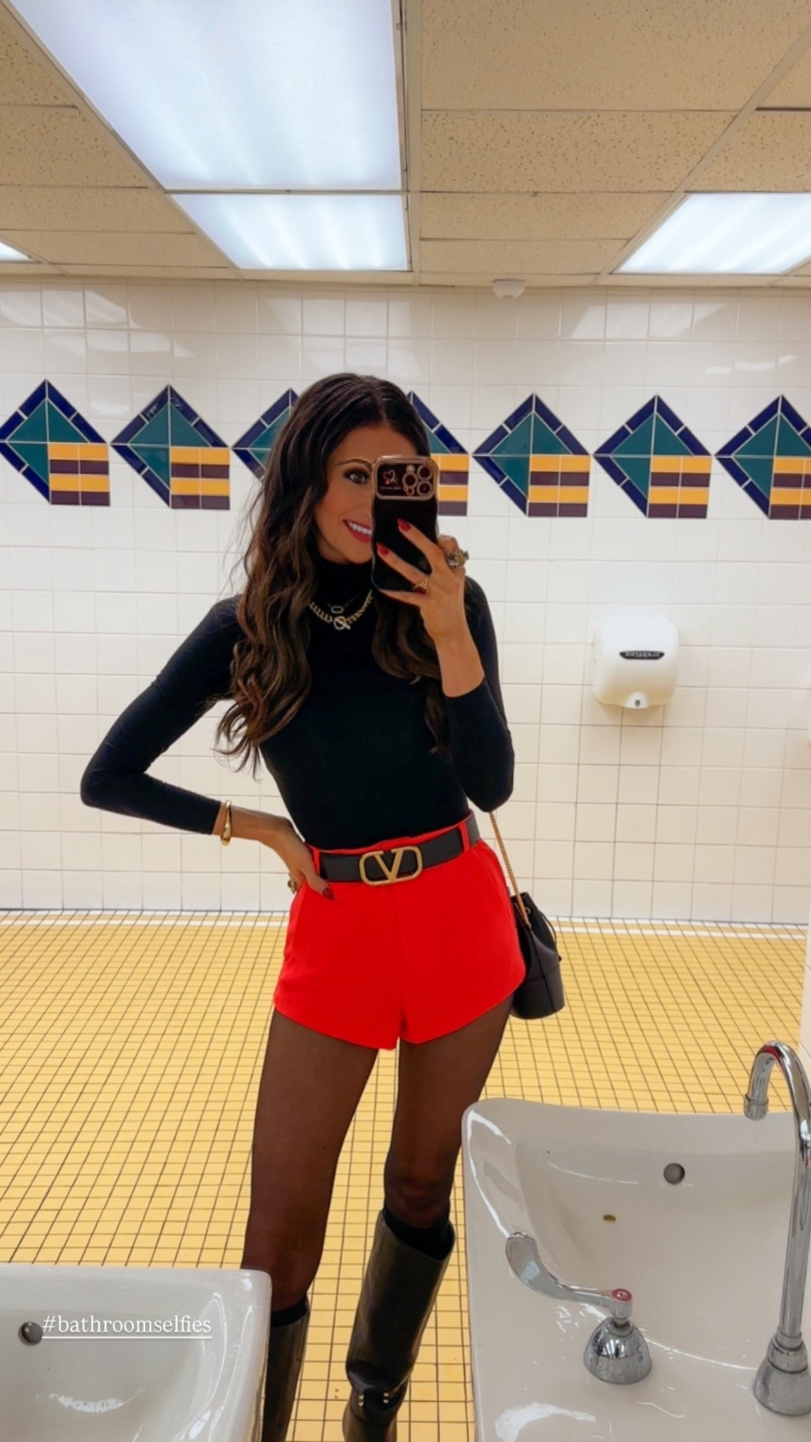 #bathroomselfies

#LTKHoliday #LTKootd #LTKFindsUnder100