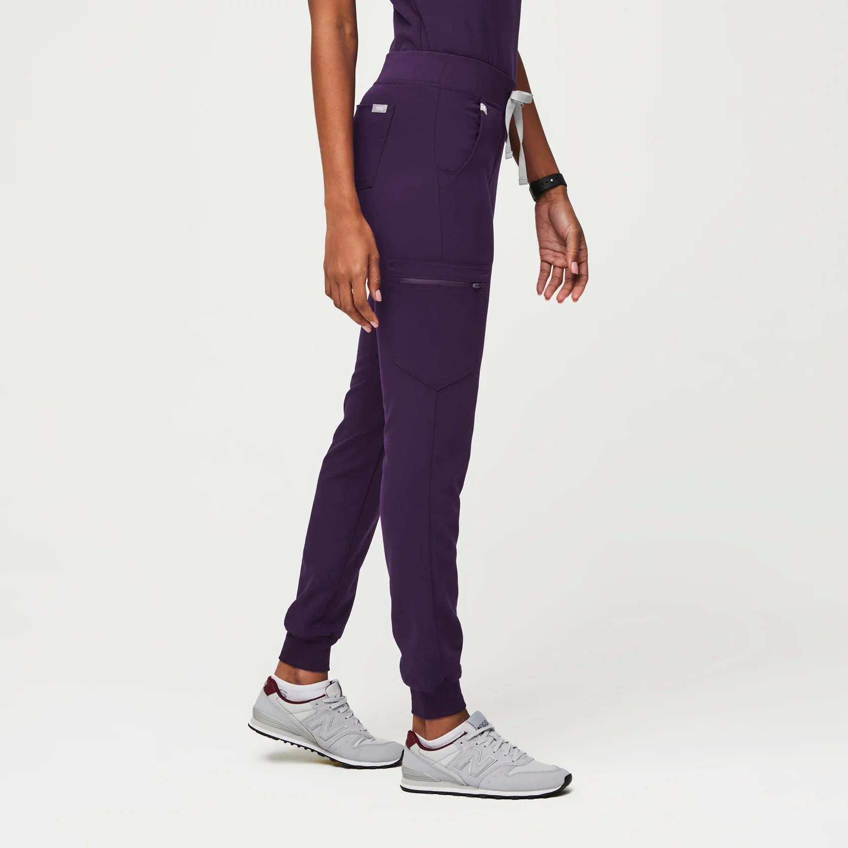 Women's Zamora Jogger Scrub Pants™  - Purple Jam · FIGS | FIGS