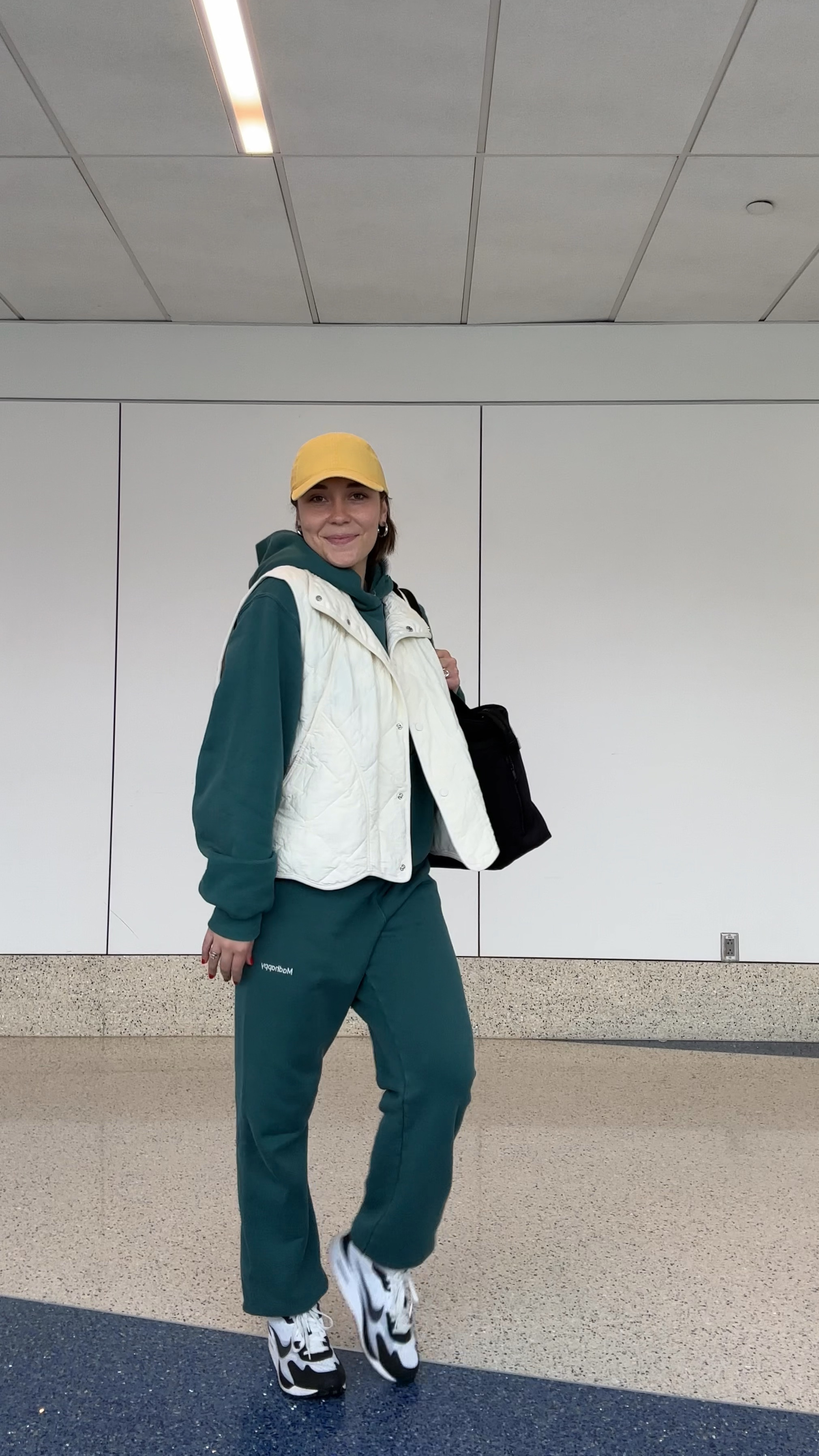 Airport outfit check 

#LTKstyletip #LTKtravel #LTKshoecrush