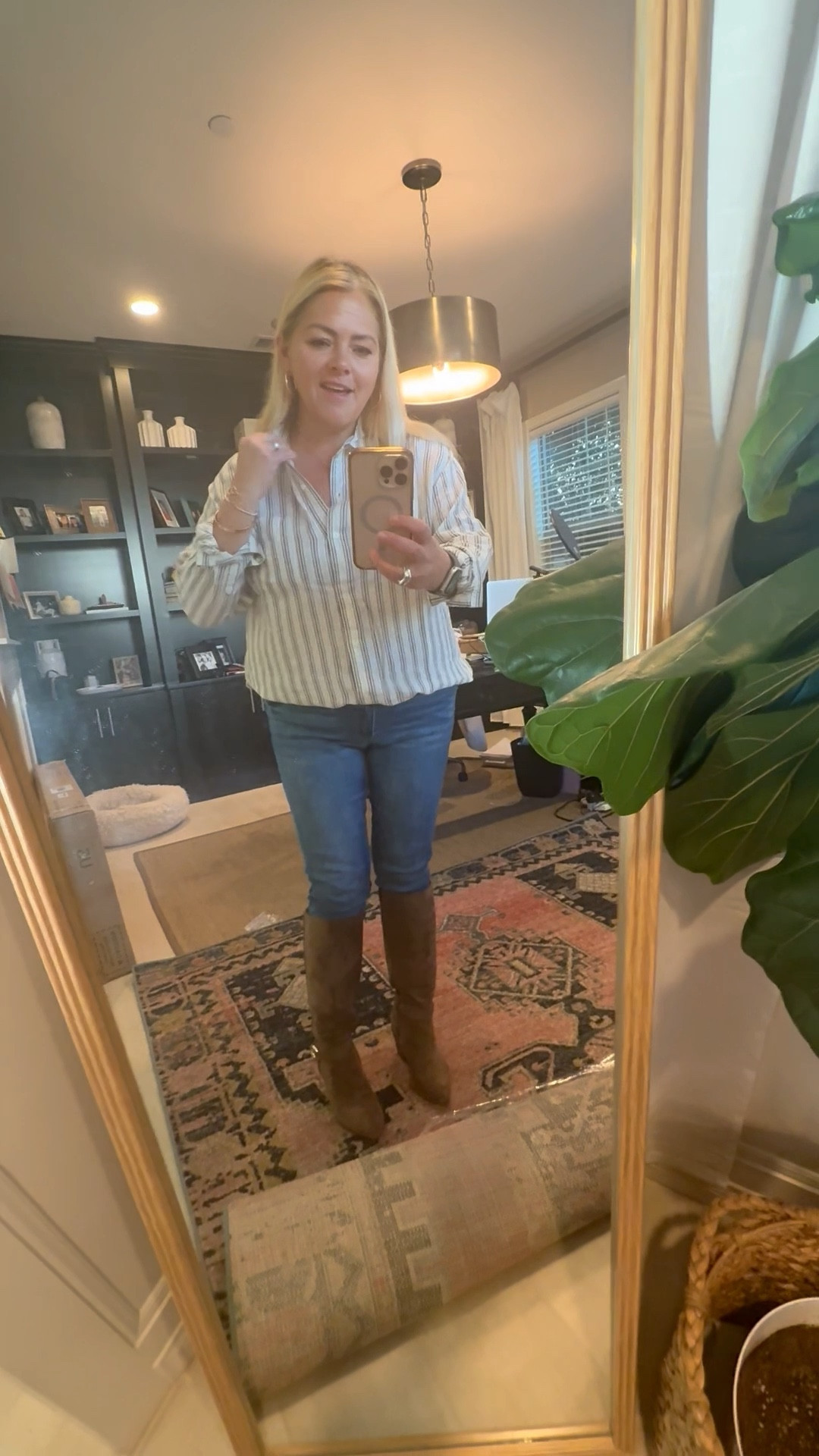 Saturday morning OOTD 
Ready for another morning of work. 
@Target has the best shoes and boots. If these are still on sale you need them  


#LTKMidsize #LTKootd #LTKSaleAlert