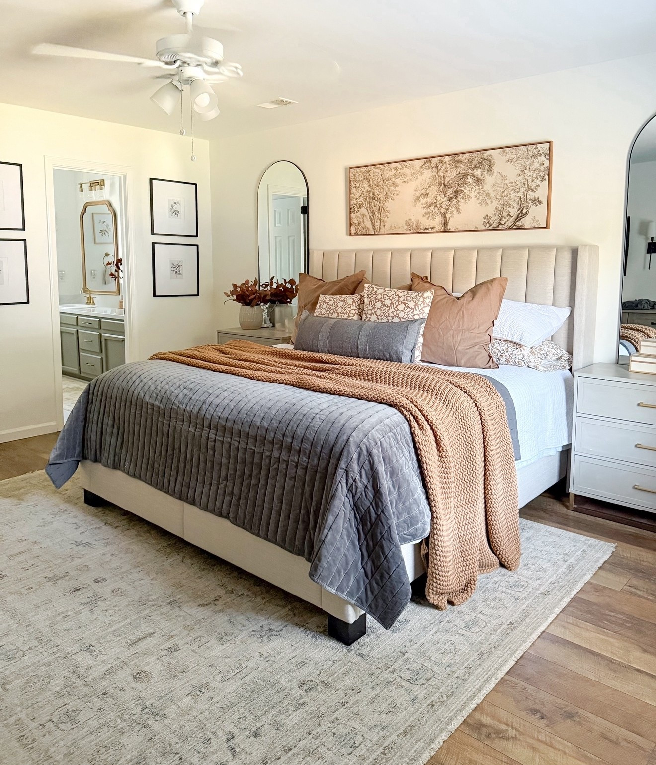 Fall bedroom styling 

#LTKHome #LTKSeasonal #LTKStyleTip