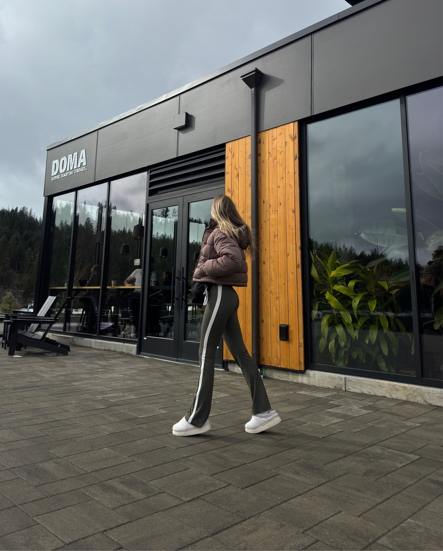 Sunday coffee run fit 🍵

#LTKShoeCrush #LTKActive #LTKTravel