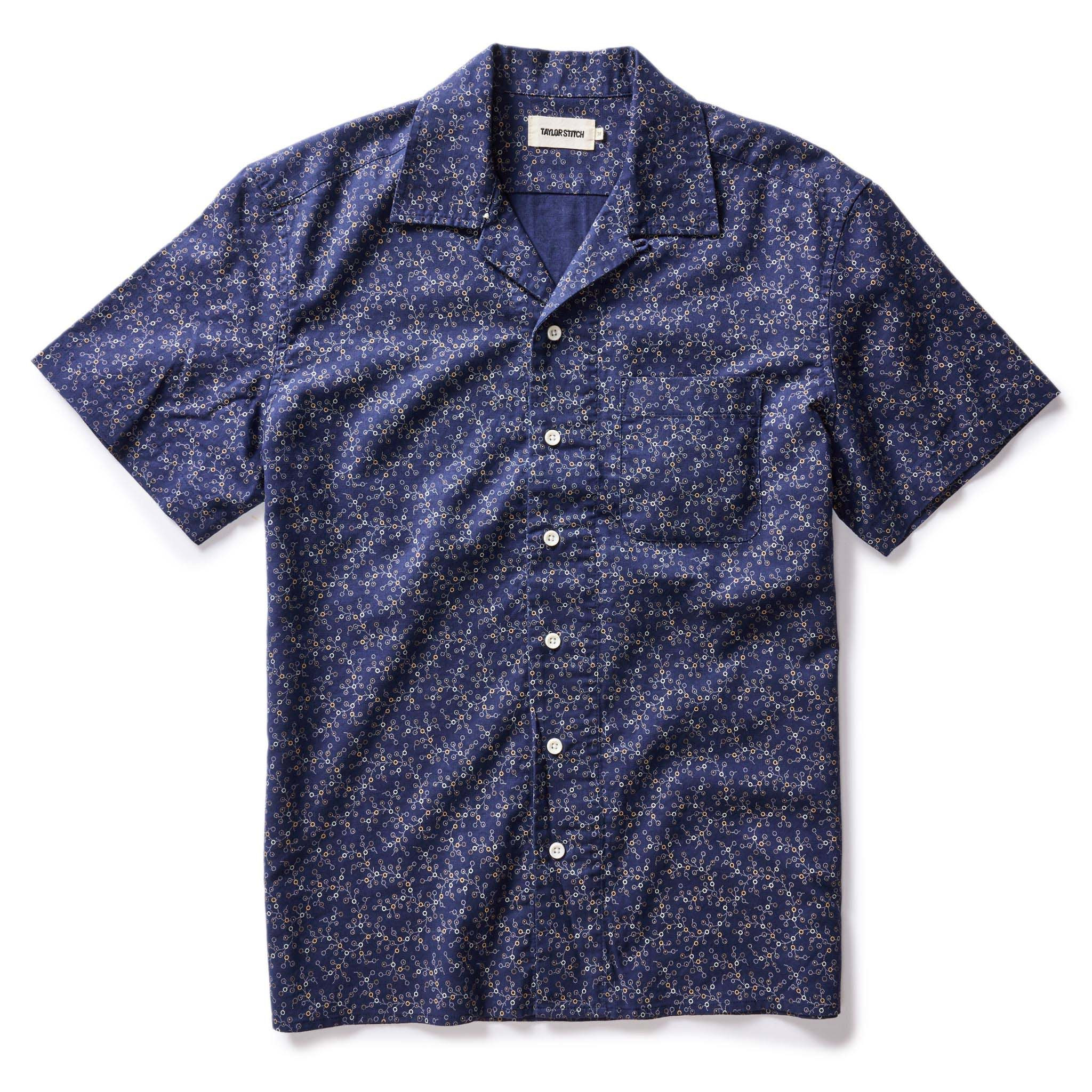 The Short Sleeve Hawthorne in Dark Navy Floral | Taylor Stitch