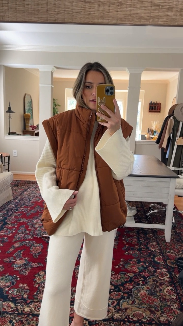 $30 vest looks just like the free people version 🙌🏼
Wearing small
Medium in set

#LTKfindsunder50 #LTKbump #LTKfindsunder100