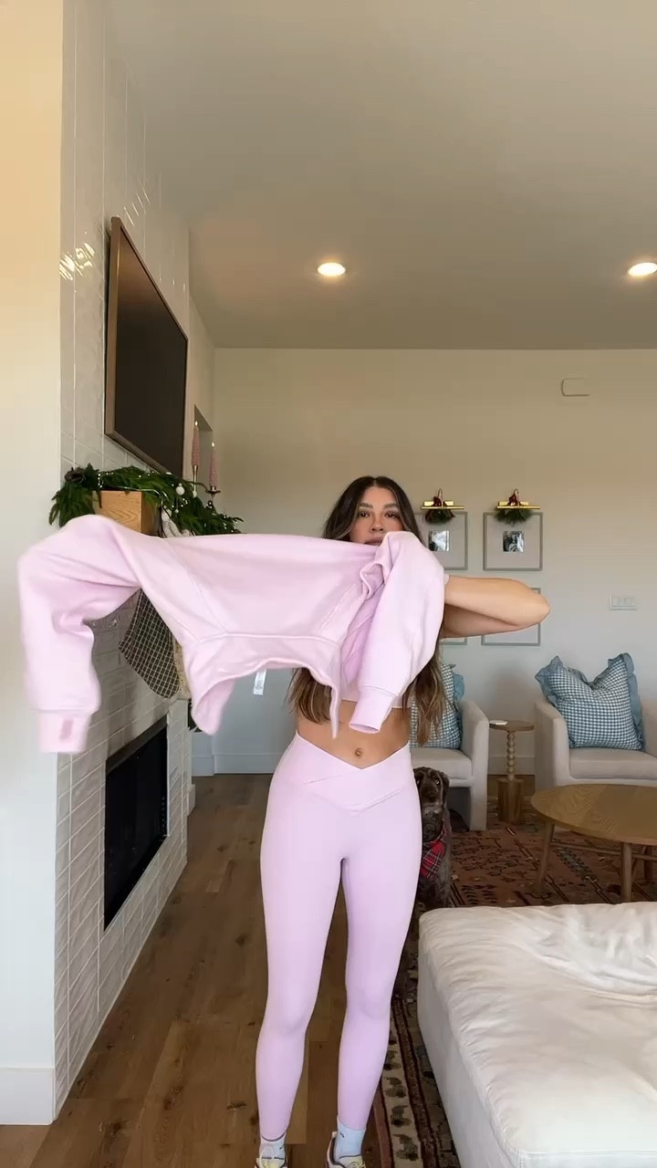 Ballerina core 🩰 
Gifts for her, athletic wear, Amazon, under $100 gift 

#LTKSeasonal #LTKHoliday #LTKfindsunder100