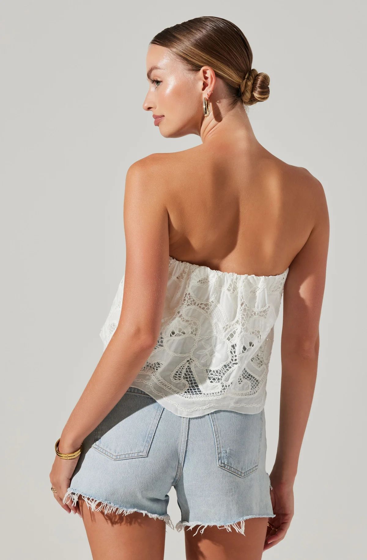 Evren Embroidered Strapless Top | ASTR The Label (US)