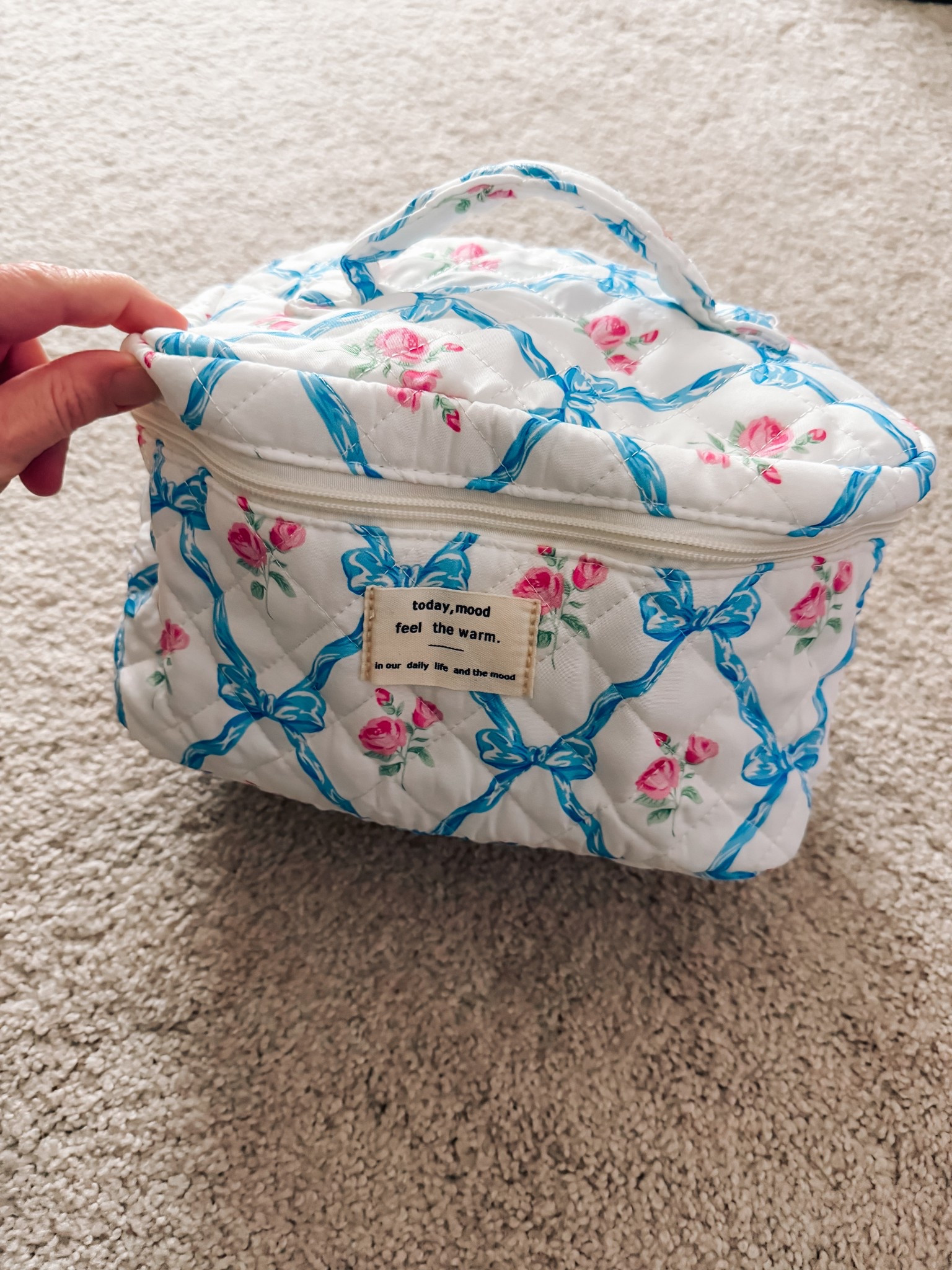 My new makeup bag from Amazon 😍

#LTKBeauty #LTKTravel #LTKgrwm