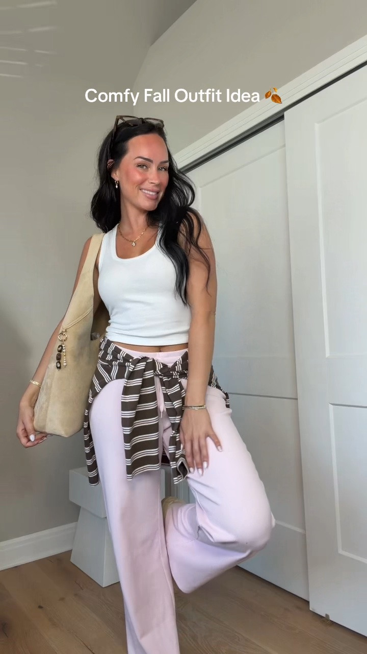 Comfy fall outfit idea ☁️🍂✨ The perfect cozy + casual look for fall! 

I’ll have all my outfit details linked on my LTK. My sizing: 5’7”, 145lbs, 32DD




@Aritzia #AritziaOutfit #AritziaStyle #ComfyFallOutfit #FallOutfitInspo #AritziaBasics comfy fall outfit, cozy fall outfit, Aritzia outfit, Aritzia basics, fall outfit inspo, casual fall outfit, cozy autumn style, everyday fall outfit, comfy chic outfit, fall fashion, autumn outfit, neutral fall outfit, elevated casual style, cozy girl outfit, Aritzia fall outfit